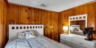 21 E Bay Way Gallery 12