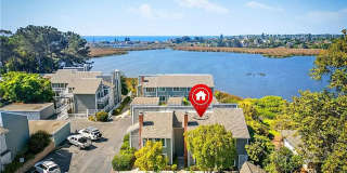 New to the market! WEST OF THE 5 – Coastal Living at Its Finest! 3 bed, 3 bath condo for rent! Gallery 1