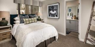 Artisan in Laguna Beach Gallery 14