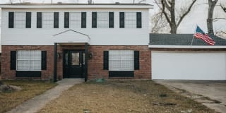 1607 Matilda Street Gallery 24