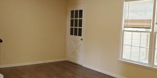 2080 Kings Gate Cir Sw Gallery 11