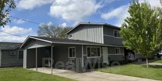 716 SE 9th St Gallery 1