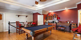 Stunning Lagoon Residence! Gallery 35