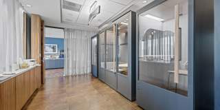 Radian Gallery 16