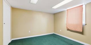 1 Month's Free Rent - 5 Bedroom Home Between 12 South and Oak Hill Gallery 30