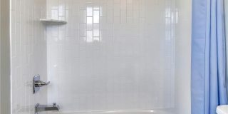 GREAT LOCATION!! Stunning 3BD/3.5BA luxury 4-level townhouse! Gallery 37