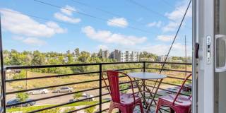 Stunning 3-bedroom, 4-bathroom townhouse! Gallery 7