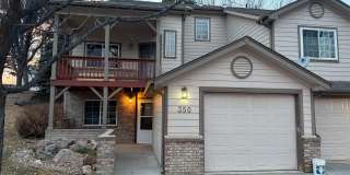 Beautiful 3-Level Corner Unit Townhouse with Garage Gallery 1