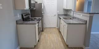5516 Cedar Springs Gallery 8