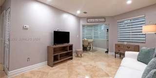 1723 NE Miami Gardens Dr Gallery 10