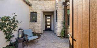 75213 Hancock Place Gallery 50