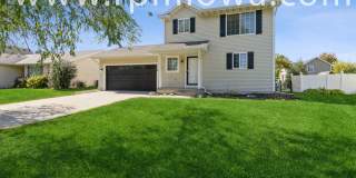 FENCED IN YARD!!  4 Bedroom, 2.5 Bathroom Home in Waukee Gallery 1