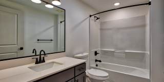 142 West York Street Apartments Gallery 26