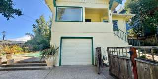 Charming 2-3bd Bungalow w/Pool in San Rafael Gallery 1