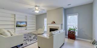 3 Bedroom, 2.5 Bathroom Townhome in Ellington Woods - Mt Pleasant Gallery 4