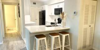 8940 Colonnades Court E Gallery 10