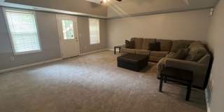 Room for Rent in 6 Bedroom House at 2119 Abby Knoll Dr Gallery 6