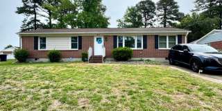 4 bed 2 Bath Home for Rent in Portsmouth! Gallery 1