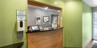 Cleveland - Airport Gallery 5