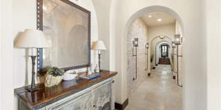 16 Shore Walk Gallery 44