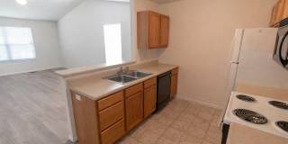 Three bedrooms and 2 baths Gallery 7