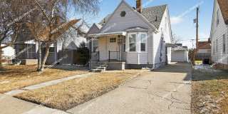 Charming 3-bedroom Bungalow with Brand-New Kitchen in Warren! Gallery 1