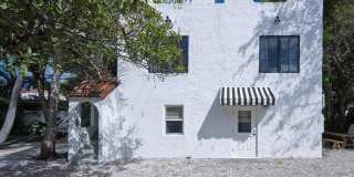 717 Forest Hill Boulevard Gallery 37