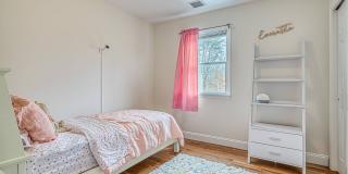 7 Amy's Path Gallery 18
