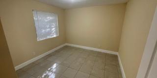 4/2 Home for rent, all tile floor, granite counter tops, new cabinetry, central ac. Gallery 3