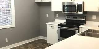 351 S. Madison St Gallery 32