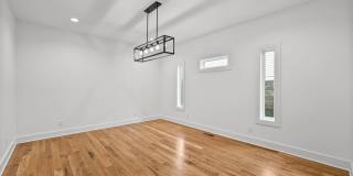 Modern Three Bedroom! Gallery 20