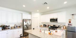 COMING SOON! * RARE OPPORTUNITY * SENIOR (55+) ROOM FOR RENT IN PRISTINE GATED COMMUNITY IN MENIFEE! Gallery 41