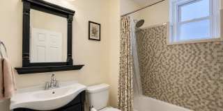 Charming 3BD/2.5BA Townhome in Harwood, Baltimore, MD! Charming 3BD/2.5BA Townhome in Harwood, Baltimore, MD! Gallery 9