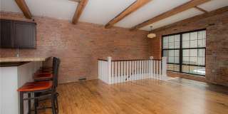 3002 Franklin Boulevard Gallery 5