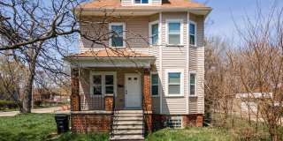 $1,700 - 4 Bed / 1.5 Bath Newly Renovated Home In North End Gallery 1