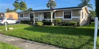 3241 NW 154th Ter Gallery 1