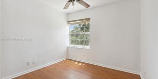 7423 Northwest 70th Avenue Gallery 21