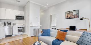 Sunny 1 bedroom/1 bath in Adams Morgan! Gallery 10