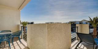 Maverick Gallery 148