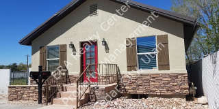 Move-In Discount - 2 Bedroom 1 Bath Basement Apartment of Single Family Home Gallery 1