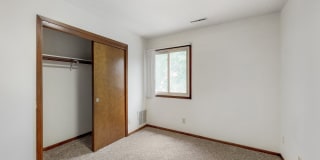 Robin Hill Gallery 31