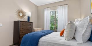 Riverhouse Gallery 8