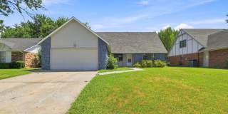 5 Bed | 2.5 Bath in Broken Arrow! Gallery 1