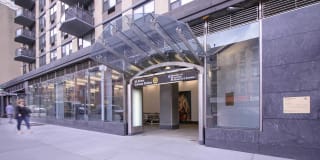 303 East 83rd Gallery 28