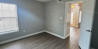 Charming 1BR Condo with loft  in Bowie Gallery 10