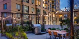 Avalon Riverview Gallery 51