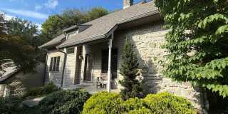 AVAILABLE FOR SHOWING 3BR/2BA Gallery 1