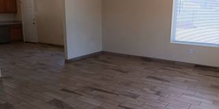 3 Bedroom, 2 Bathroom Home! Schedule a Showing Soon! Gallery 6