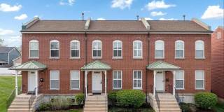 Lovely 2 Bedroom / 2 Bath for Rent Gallery 1