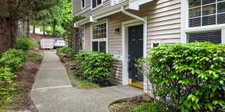 One Central Park Condominiums - Bellevue/Factoria Gallery 1